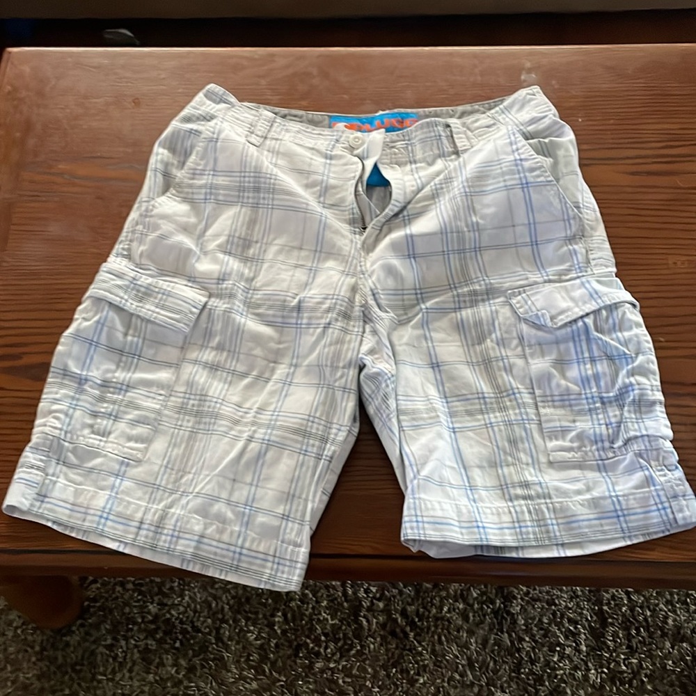 Men’s cargo shorts